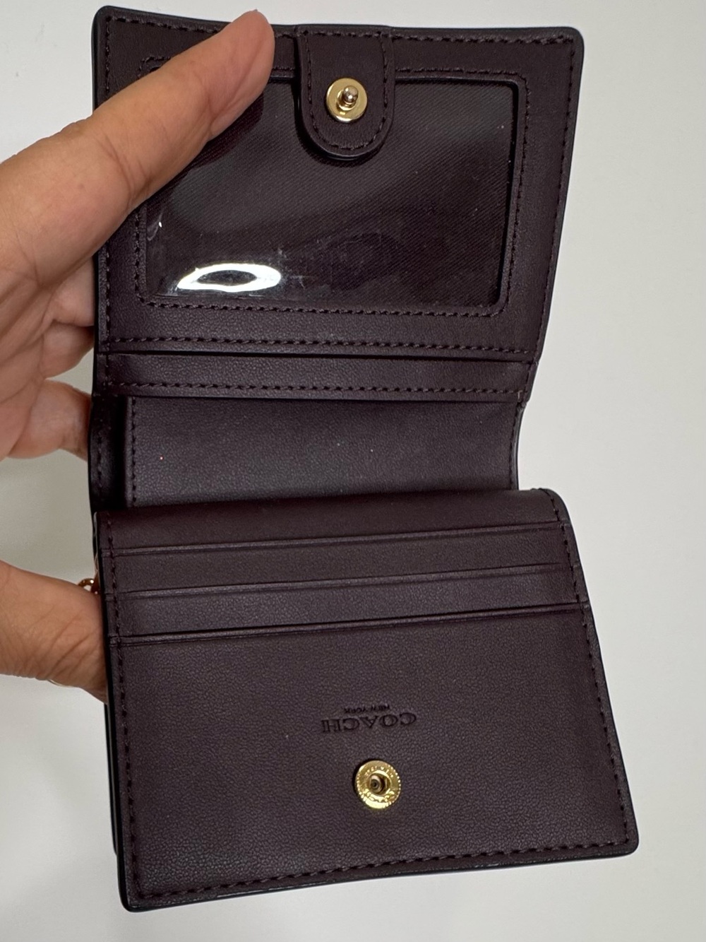 Coach Black Patent Signature Zip Wallet with Gold Logo - Picture 3 of 10